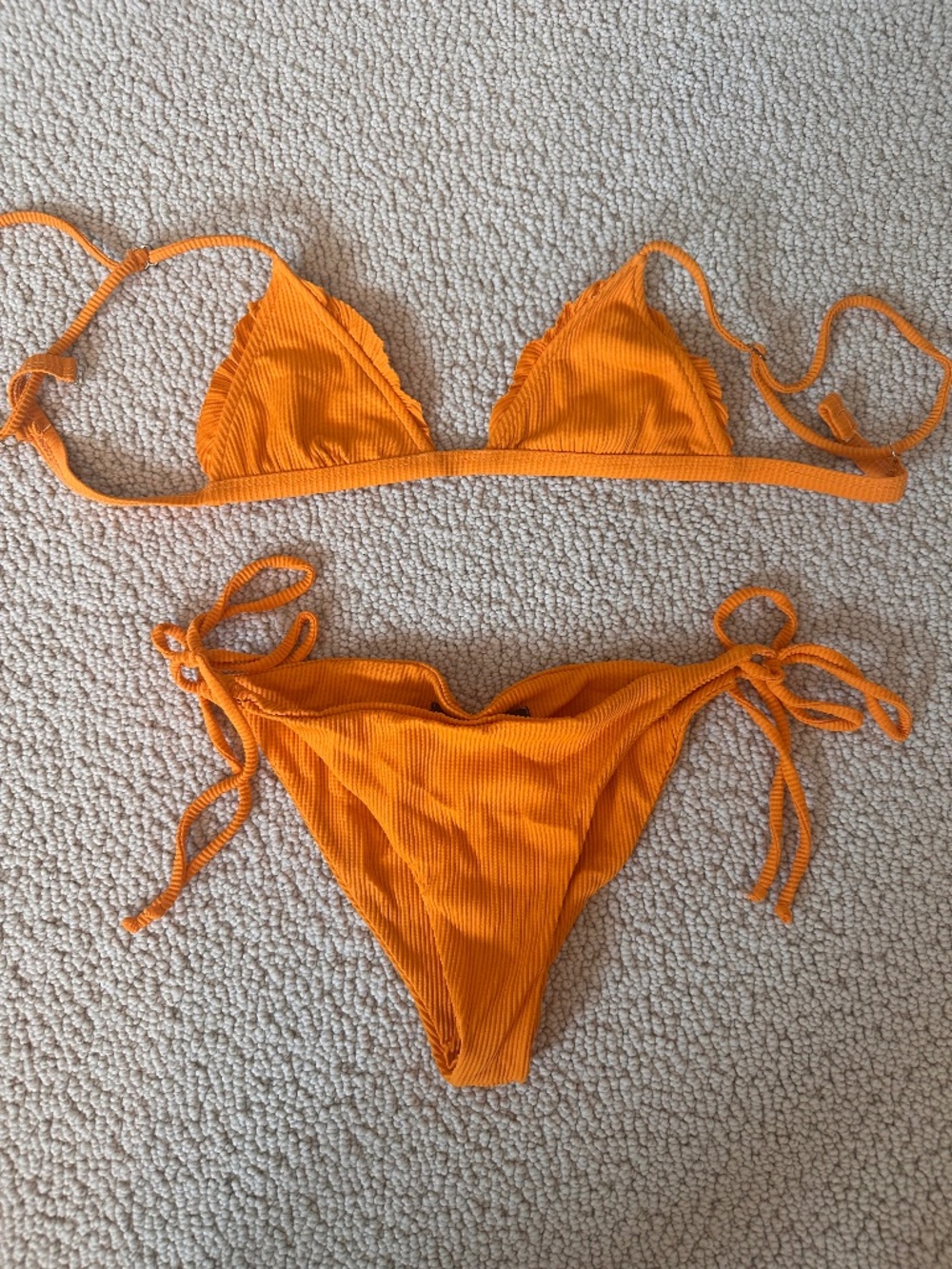 BEACH RIOT Ruffle Trim Ribbed Bikini size Small
